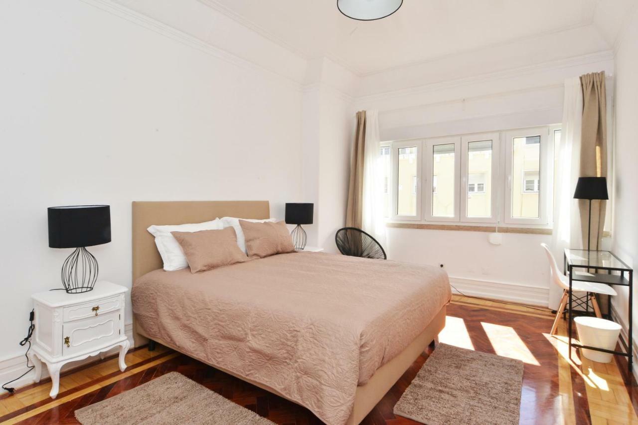 Guest House Avenida ลิสบอน ภายนอก รูปภาพ