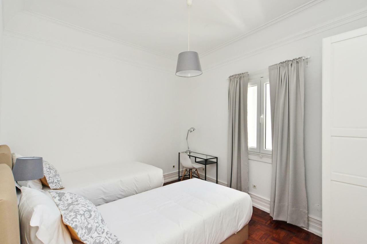 Guest House Avenida ลิสบอน ภายนอก รูปภาพ