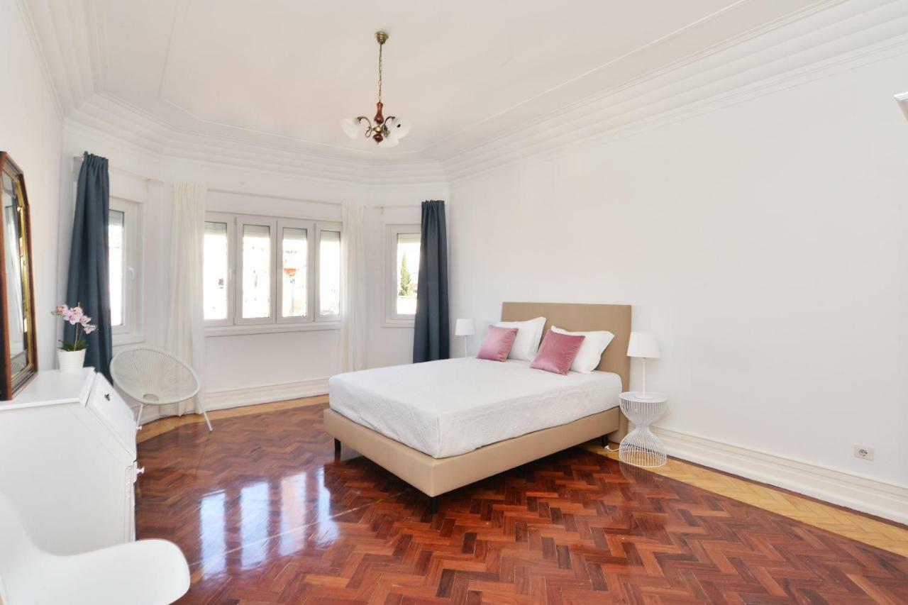 Guest House Avenida ลิสบอน ภายนอก รูปภาพ