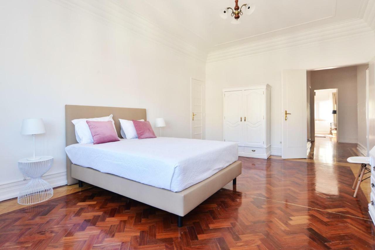 Guest House Avenida ลิสบอน ภายนอก รูปภาพ