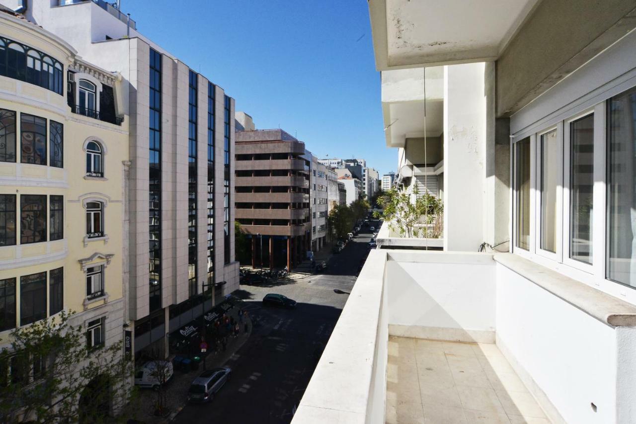 Guest House Avenida ลิสบอน ภายนอก รูปภาพ