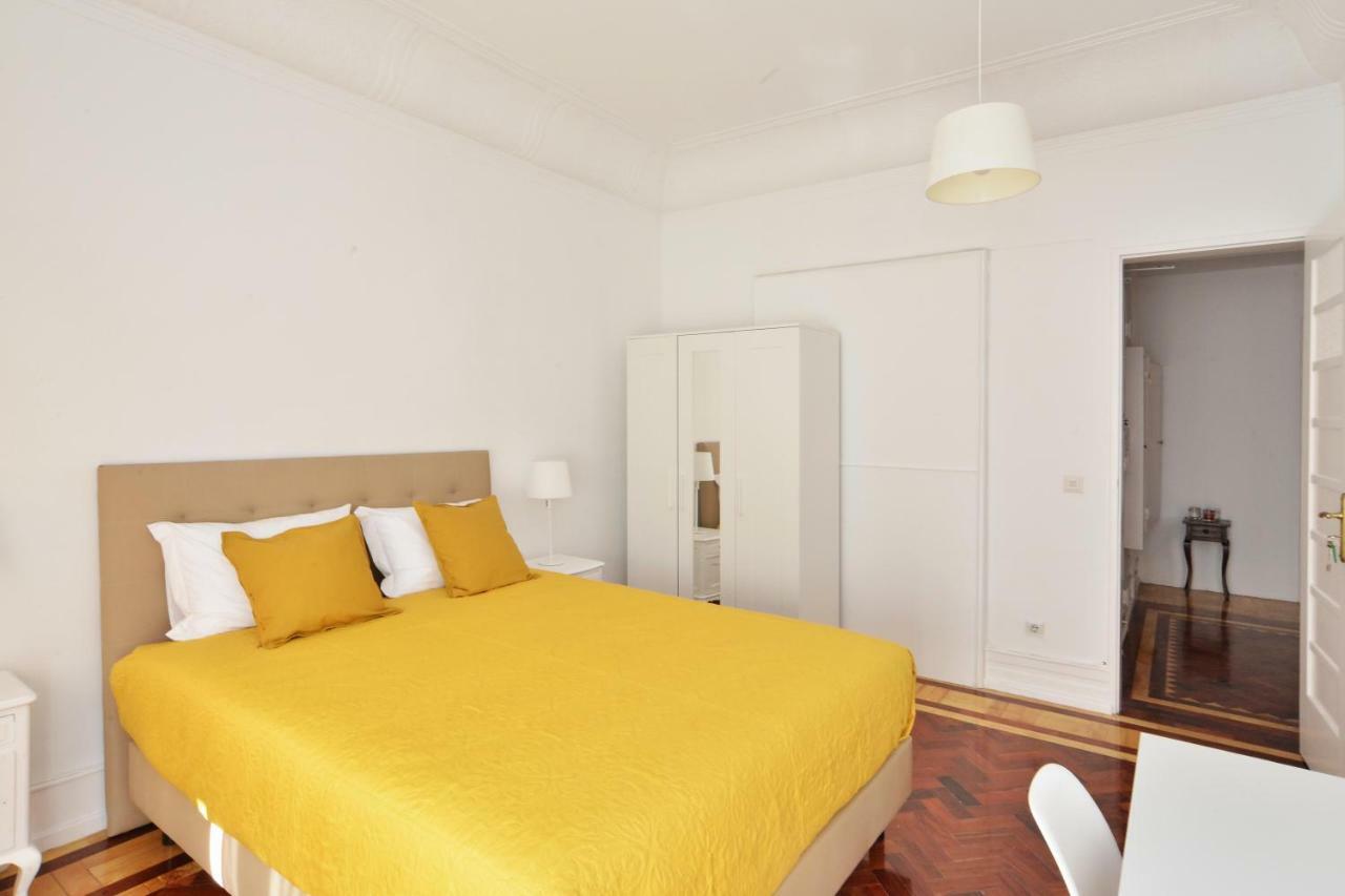 Guest House Avenida ลิสบอน ภายนอก รูปภาพ